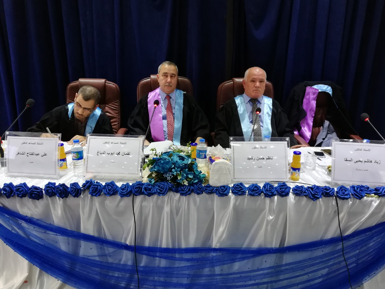 عميد كليتنا عضو لجنة مناقشة في جامعة الموصل