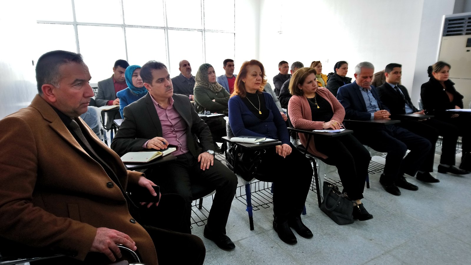 كلية الإدارة والاقتصاد تشارك في ورشة عمل عن تسجيل البحوث العلمية