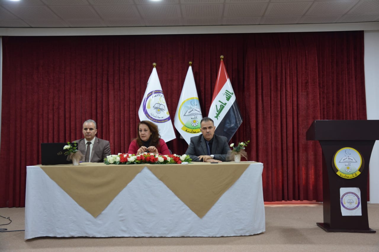 السيدة معاونة العميد للشؤون العلمية تلتقي طلبة المرحلة الأولى المقبولين للعام الدراسي 2020_2021