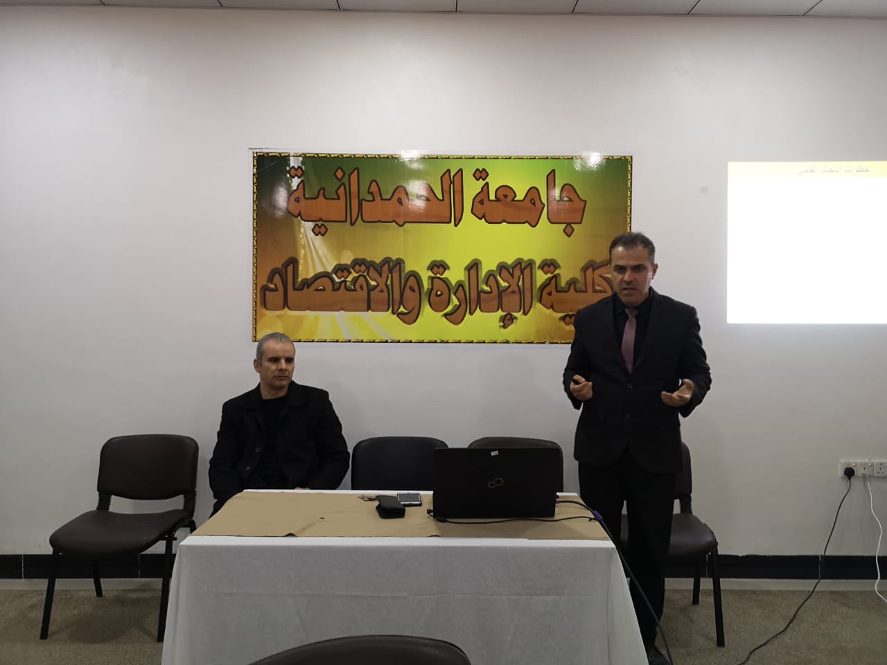 ورشة  عمل لطلبة المرحلة الرابعة قسم المحاسبة في كليتنا