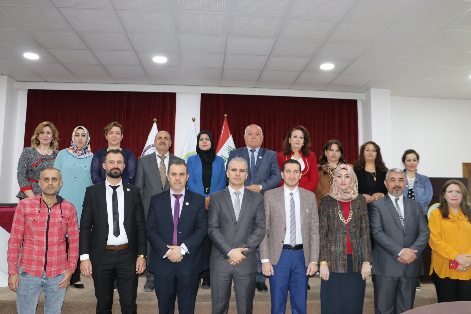 اجتماع السيد عميد الكلية مع المنتسبين من الكادر التدريسي َوالوظيفي
