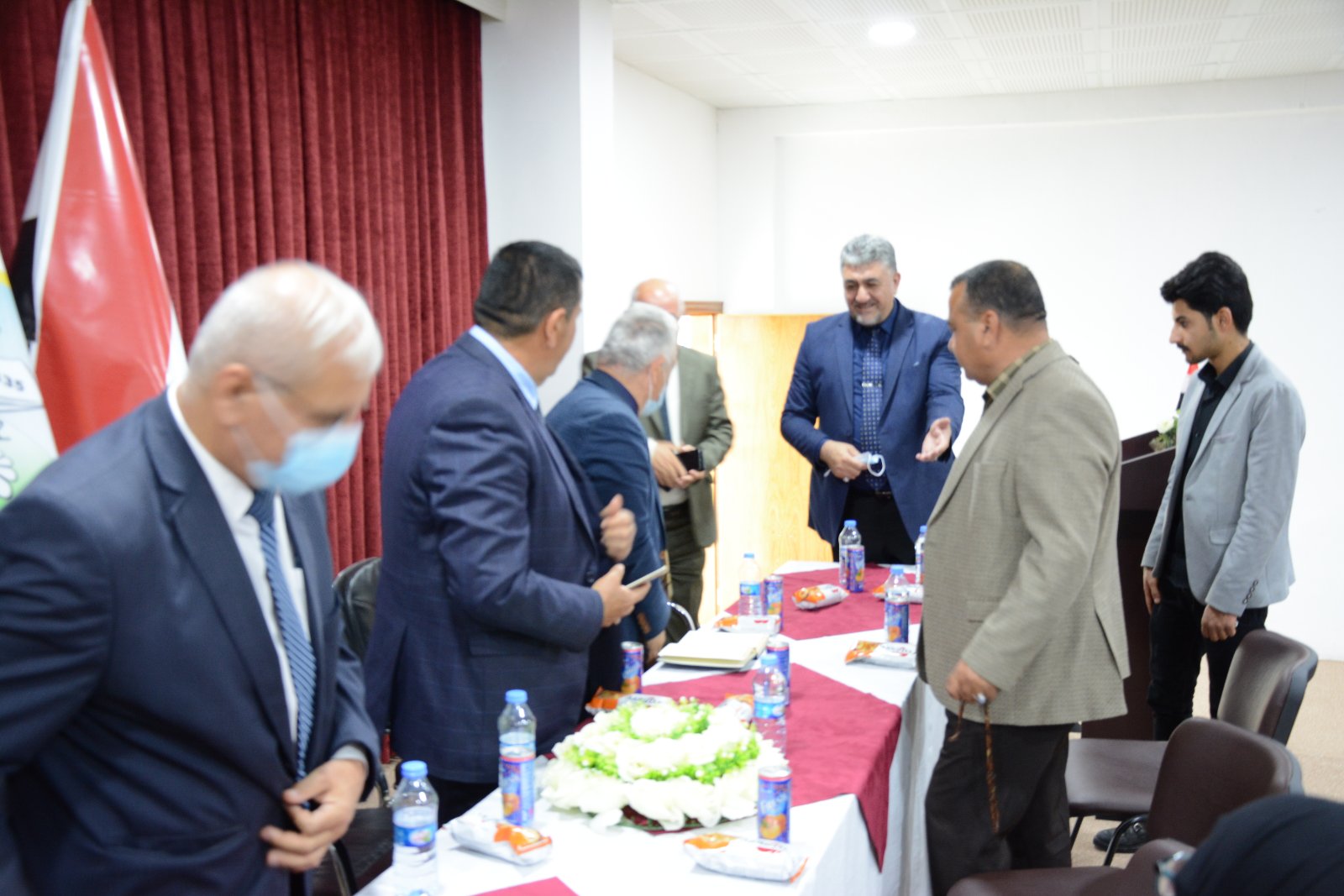 السيد رئيس الجامعة يلتقي بأعضاء فريق تقييم مشروع إعادة الاستقرار في المناطق المحررة FFS