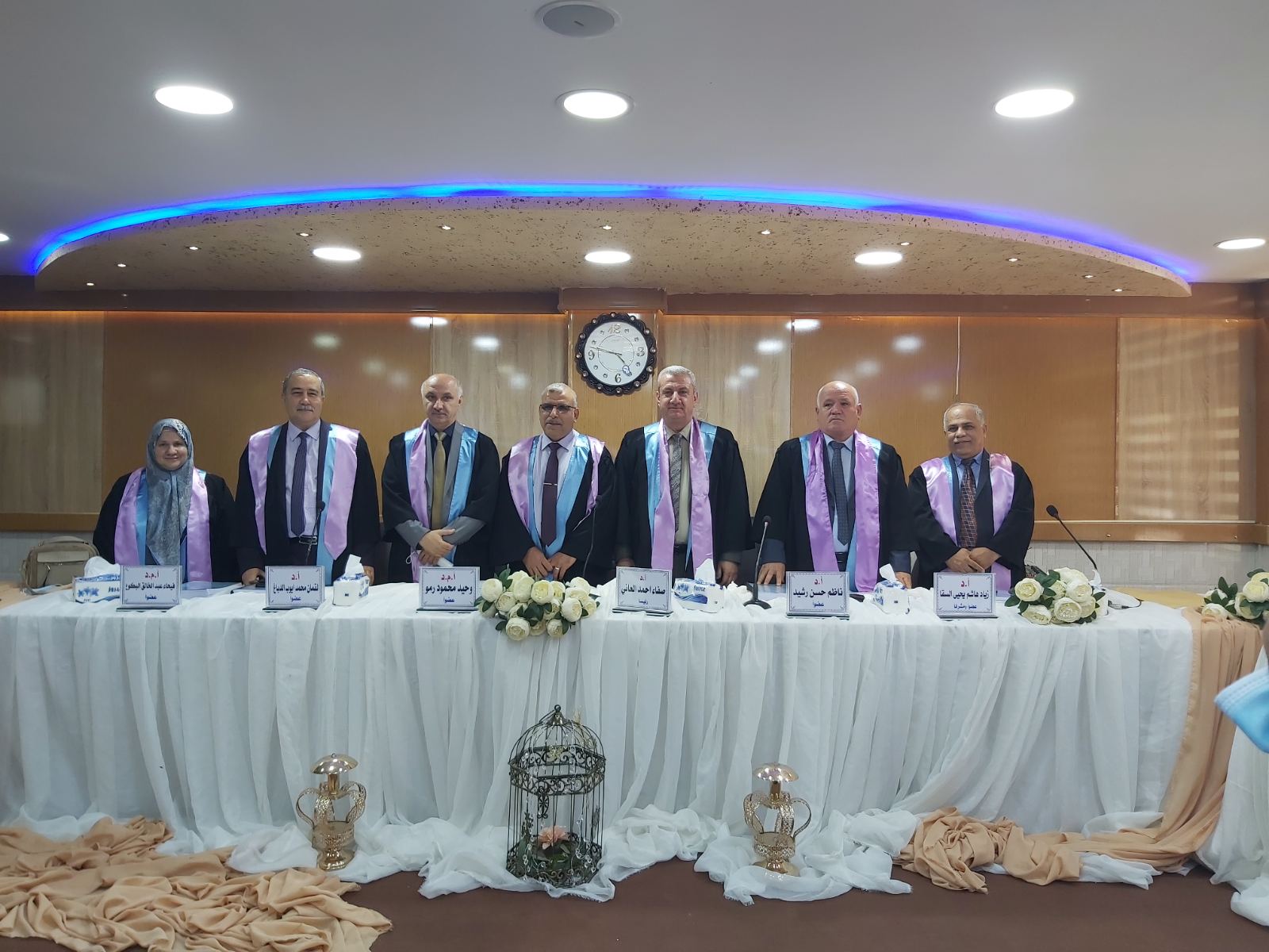 السيد عميد كلية الإدارة والاقتصاد عضوا في لجنة مناقشة اطروحة دكتوراه في جامعة الموصل