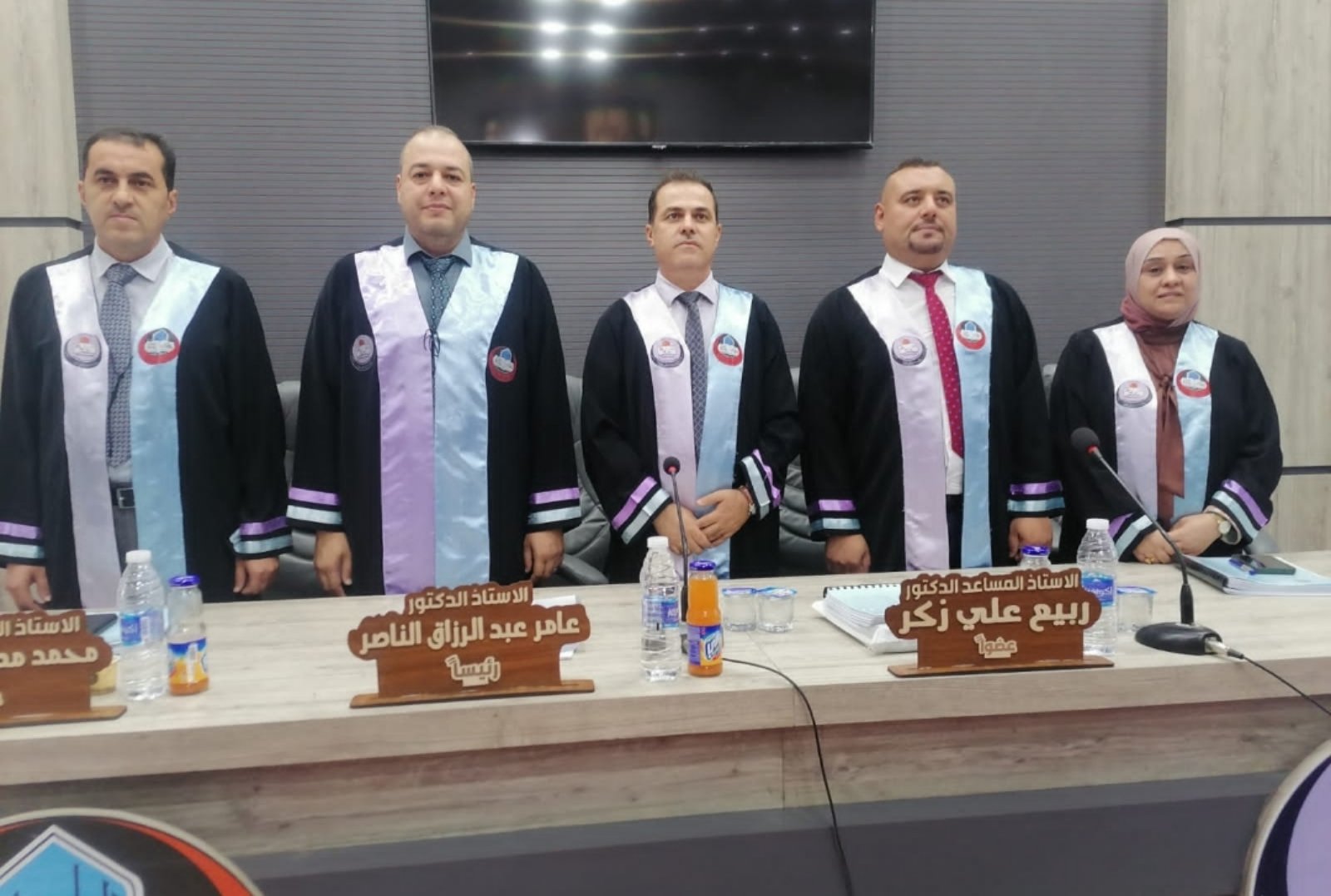 رئيس قسم ادارة الاعمال في كليتنا عضوا في لجنة مناقشة رسالة ماجستير بجامعة الموصل