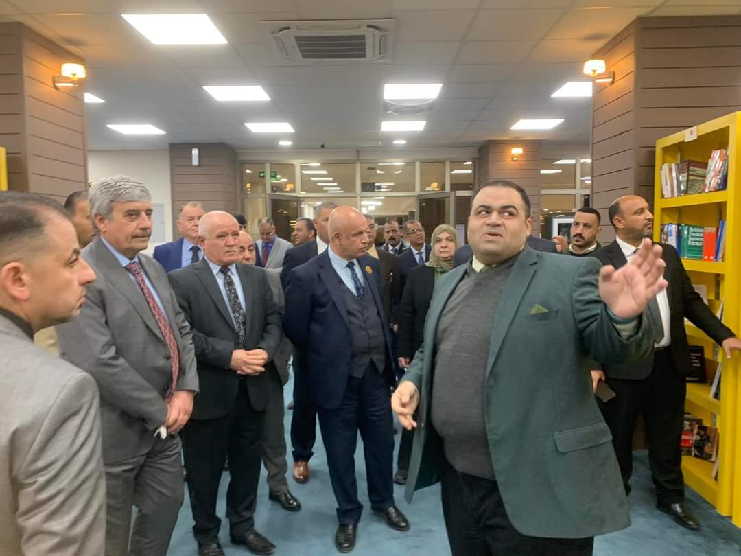 السيد عميد الكلية يشارك في زيارة وفد لجنة عمداء كليات الادارة والاقتصاد بالجامعات العراقية الى المكتبة المركزية في جامعة الموصل
