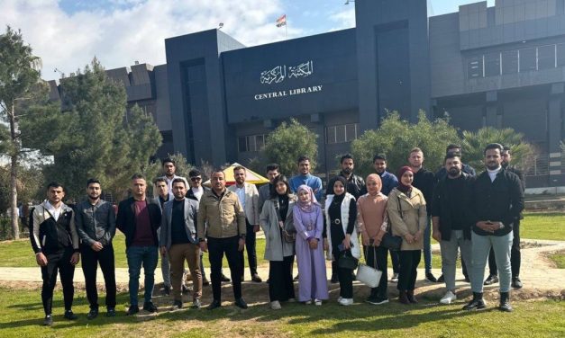 زيارة علمية لطلبة قسم ادارة الاعمال في كلية الادارة والاقتصاد الى جامعة الموصل