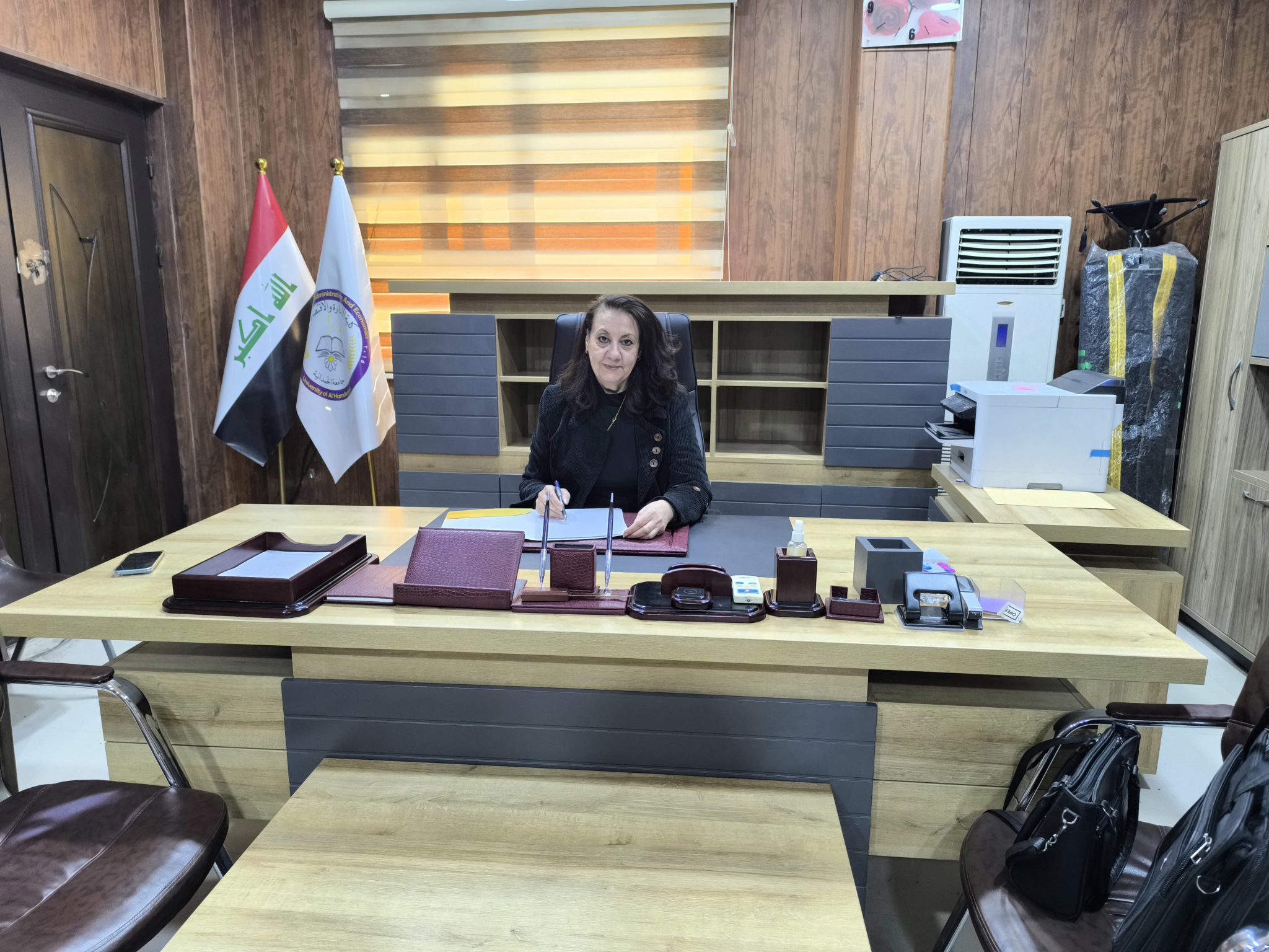 مباشرة الاستاذ المساعد سناء خضر يوسف بمهام عمادة كلية الادارة والاقتصاد