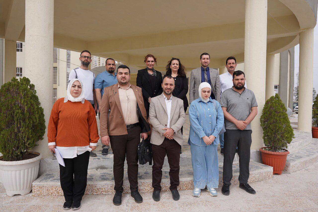 بإشراف السيدة عميد الكلية … كلية الإدارة والإقتصاد تشارك في حملة التشجير التي نظمتها الجامعة