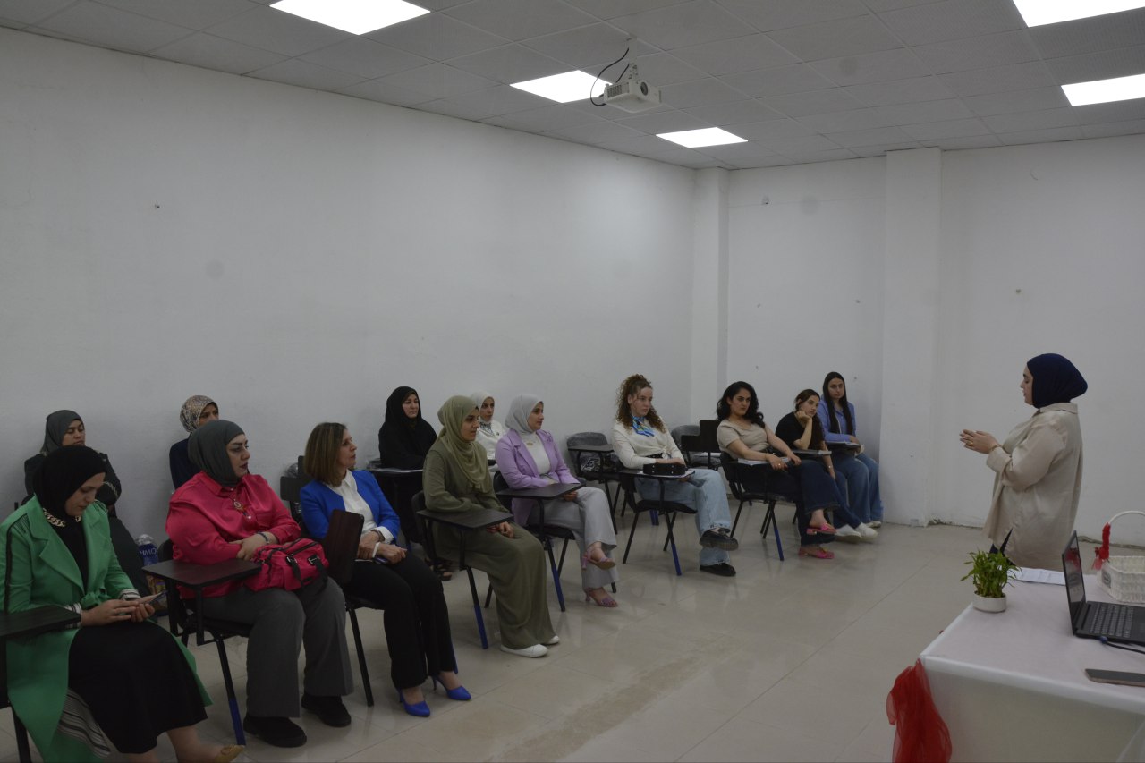 كلية الادارة والاقتصاد تنظم جلسة حوارية للنساء عن رائدات الاعمال