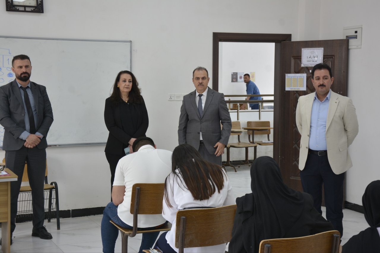 كلية الإدارة والإقتصاد تجري الامتحان التقويمي التجريبي لطلبة المرحلة الرابعة لقسمي إدارة الأعمال والمحاسبة