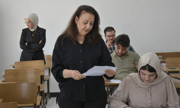 استمرار الامتحانات النهائية في كلية الإدارة والاقتصاد – جامعة الحمدانية